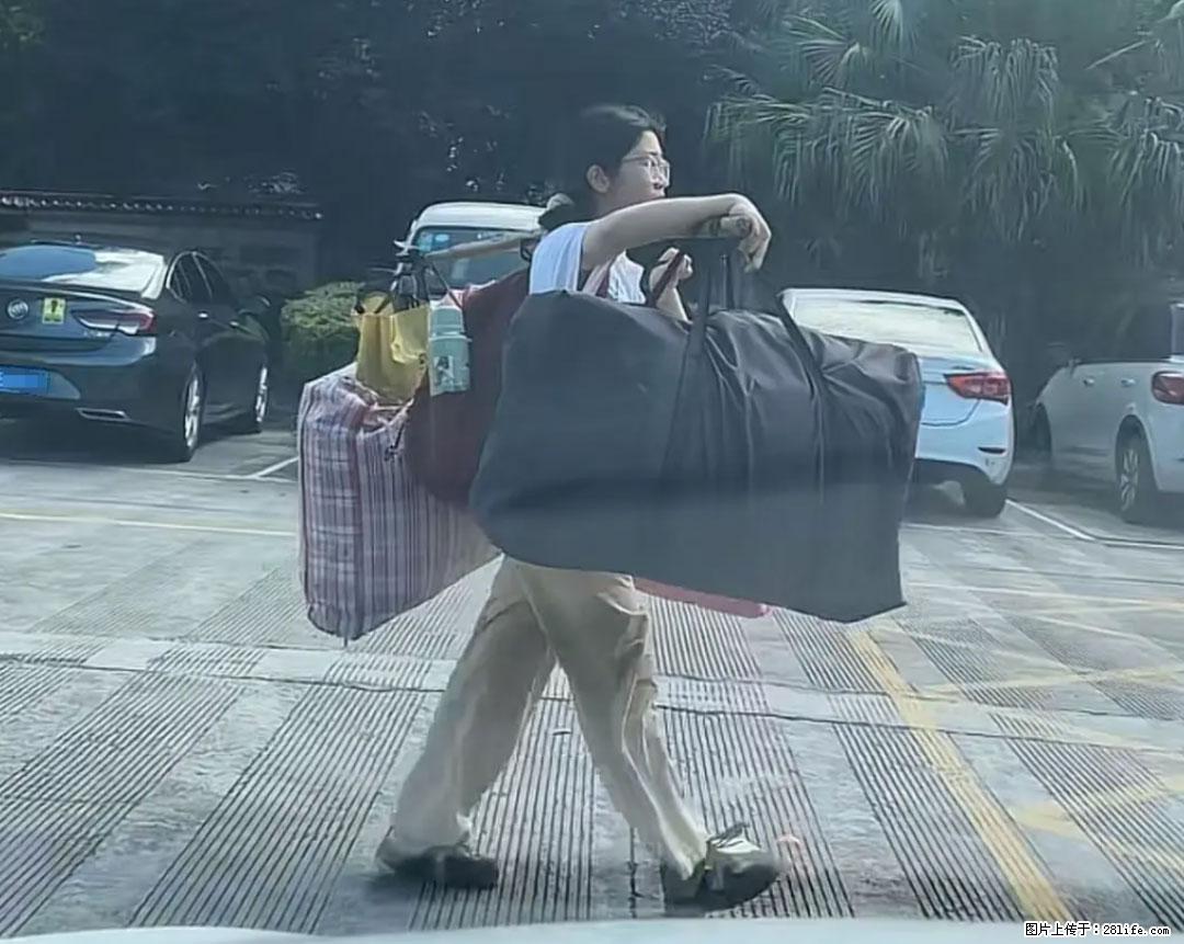 全网追的“扁担女孩”,找了一份暑假工,时薪12元 - 连云港生活资讯 - 连云港28生活网 lyg.28life.com